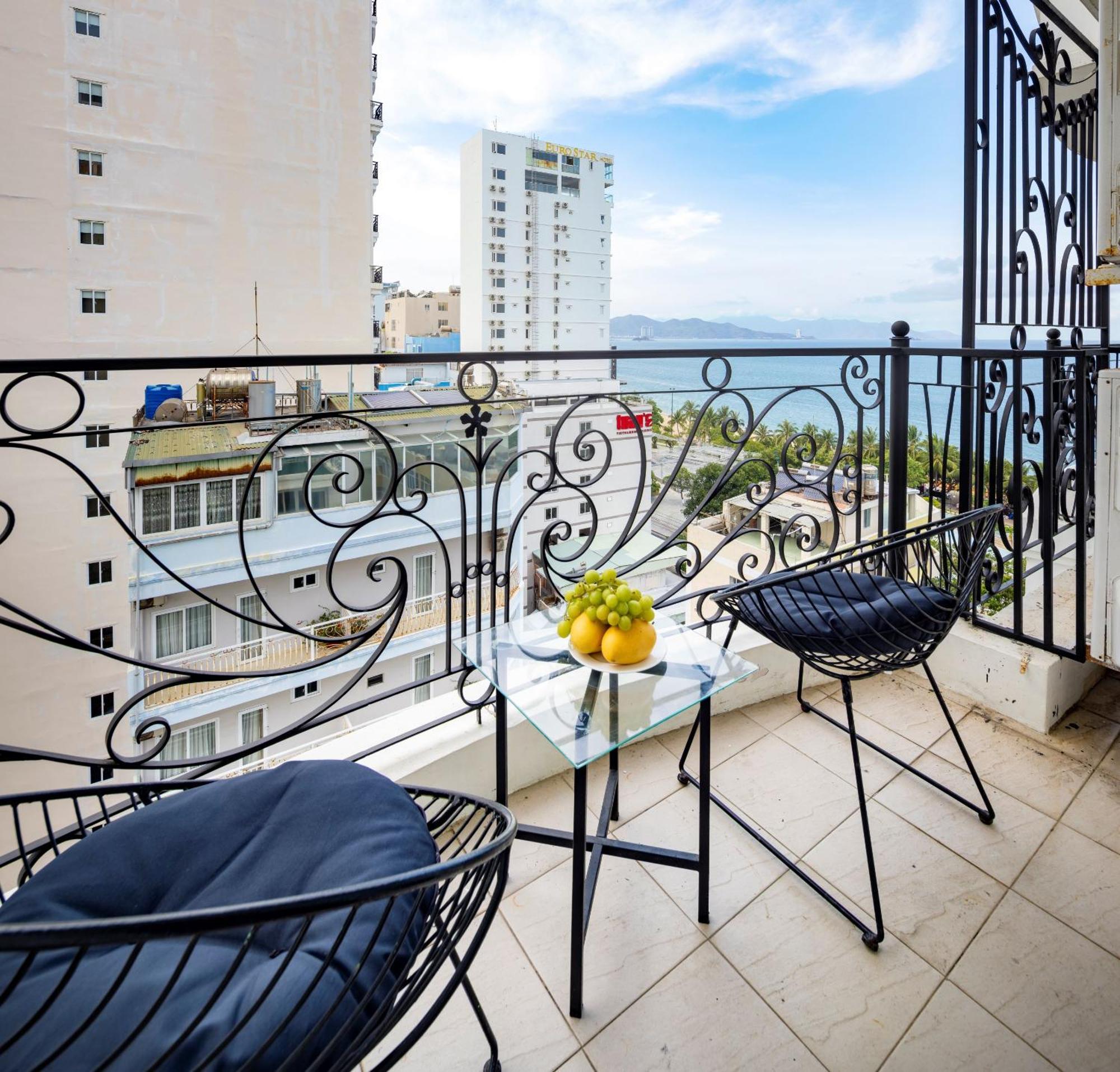Paris Luxury Hotel & Apartment Nha Trang Buitenkant foto